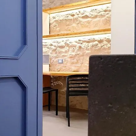 Mediterraneo House